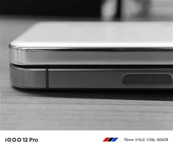 iQOO13和一加13是完全不一样的思路，而且互相不重叠，很有意思