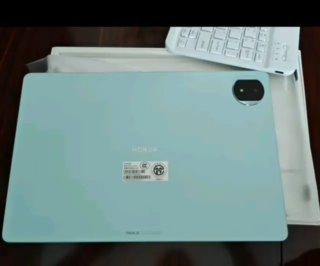 无意中发现骁龙888的平板，荣耀的未来是怎么样的呢？