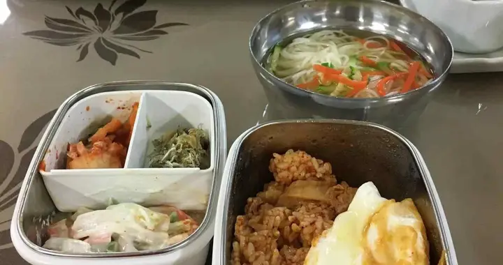 具俊晔清空账号返韩吃饭，遗产全给女儿，小S带着孩子重新开工