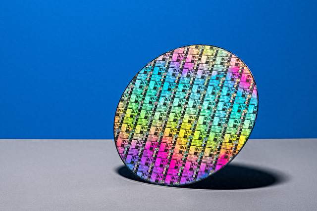 环球晶宣布与苹果达成合作，美国得州新厂供货