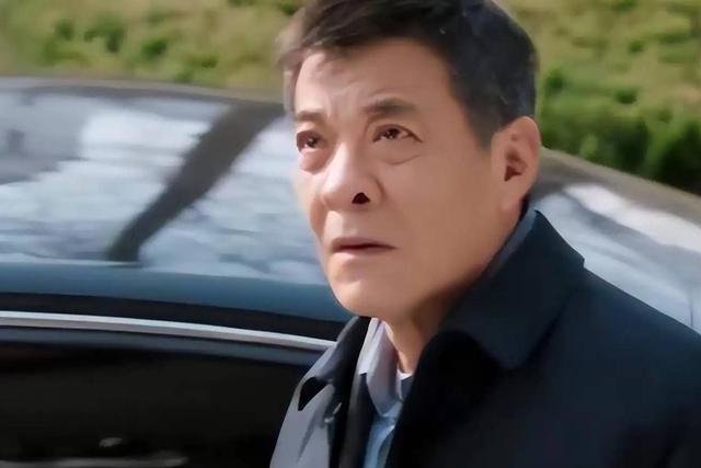 天津这一夜，暴露了刘威的“真实身份”，难怪郭德纲都得靠边站