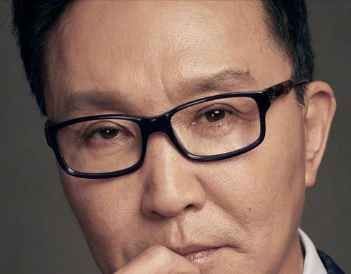 善恶终有报！60岁“晚节不保”的吴刚，名和利也救不了他