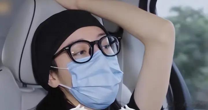 33岁迪丽热巴病情加重，部分工作取消，知情人回应