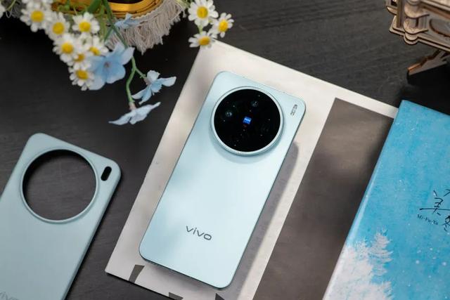 2025“信号最佳”的5款手机，全都是16GB+512GB，可以流畅用五年