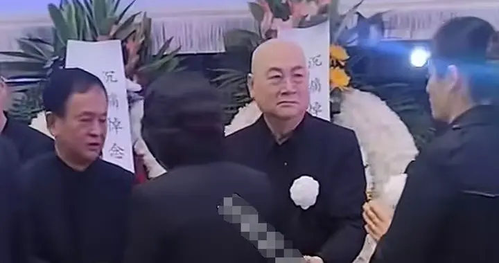 陈丽华告别仪式举行！灵堂内景曝光，迟重瑞哭红双眼，瘦了很多