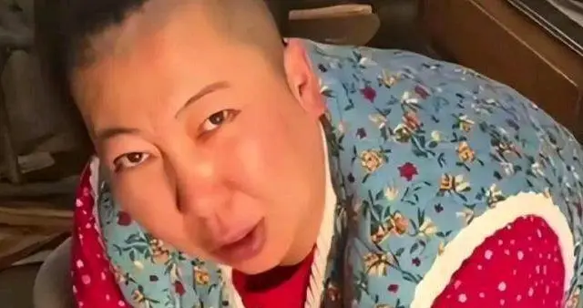 东北雨姐小号全被封杀，跑到海外平台更新，没想到比在国内还火