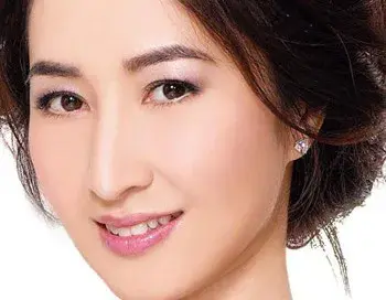 明星图集——关咏荷