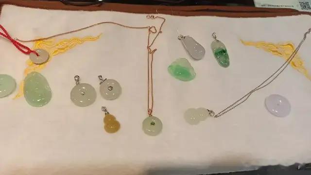 翡翠|三四百元买的玉是真玉吗？