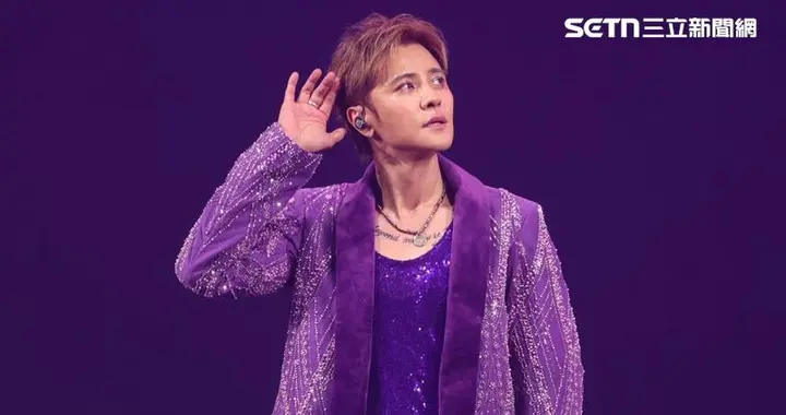 罗志祥唱着唱着突发意外！当场鞠躬致歉，因未及时抵达指定升降台