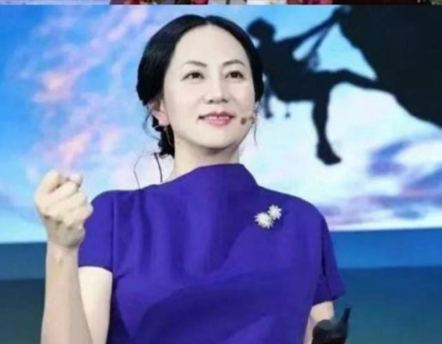 女人过了50岁，发不烫不染、不穿金戴银更优雅！看孟晚舟就知道了