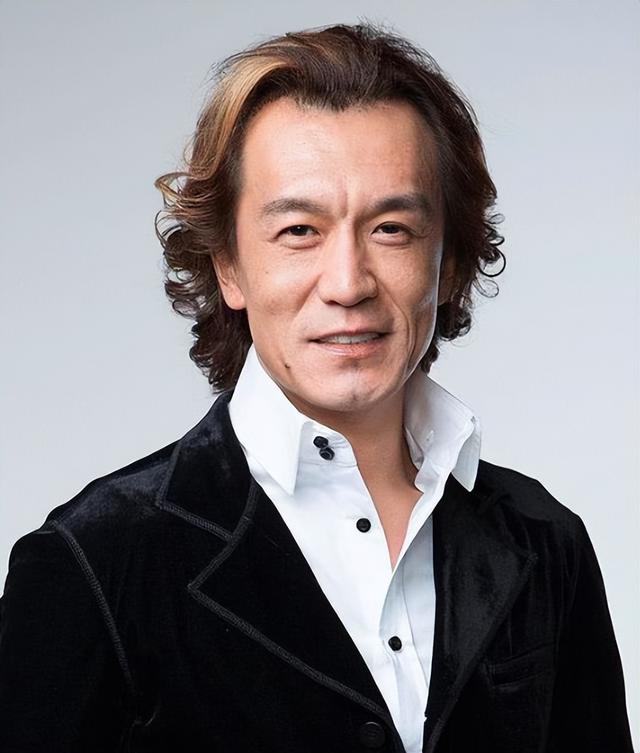 严浩翔|12年间春晚消失的11位明星：2人从央视离职，3人翻车，3人去世