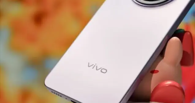 vivo“續航王”價格親民，極窄邊框+五星抗摔+IP69K防水+8200mAh