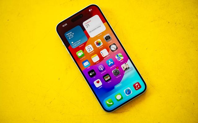 iPhone 16系列国内前8周销量分析，一增一减