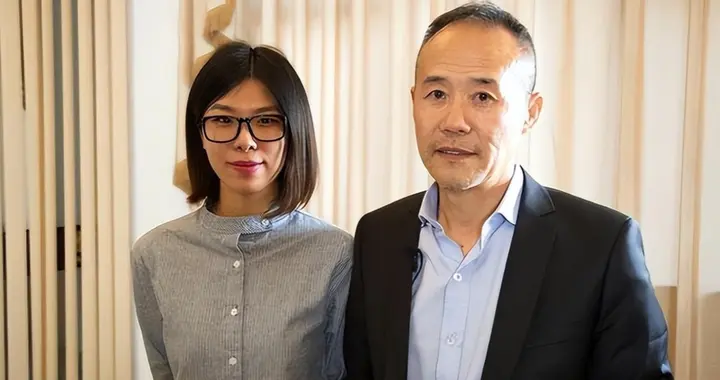 原来她是王石大女儿，比后妈年龄还大，45岁单身不结婚父亲愁白头