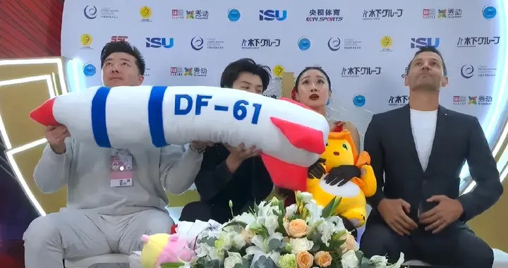 一个玩偶引发国际滑联调查？中国选手遭遇“导弹”风波