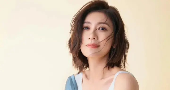 贾静雯写真精选：非常温柔优雅的内娱姐姐。