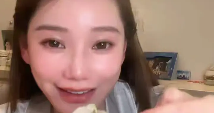 马筱梅深夜开播：玥儿缺安全感跟外婆睡，会在台北生娃北京上户口