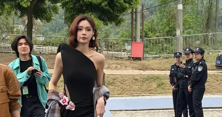 一直不理解她是怎么看上杜海涛的