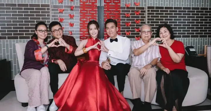 马国明父亲离世，今晨低调举行丧礼，太太汤洛雯细心照顾婆婆