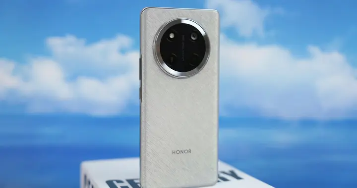 榮耀“不講武德”！2米抗摔+衛(wèi)星通信+188克，256GB跌至1282元