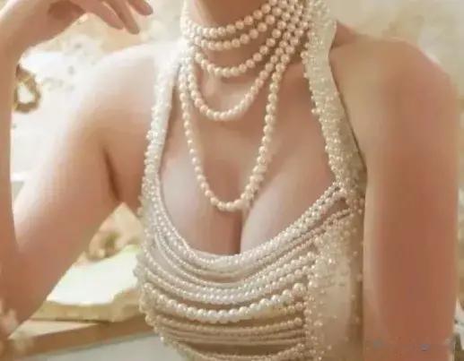 古力娜扎经典镂空装