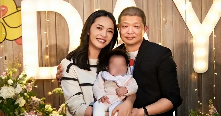 拔出萝卜带出泥！原来姚晨12年前就被曝出婚变，男方被指出轨闺蜜