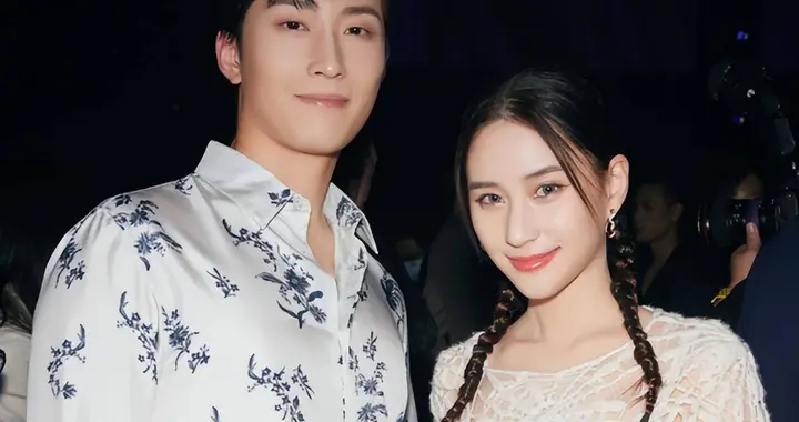 反转！曝何超莲婚礼是亲妈出钱，窦骁不愿签婚前协议，所以没领证