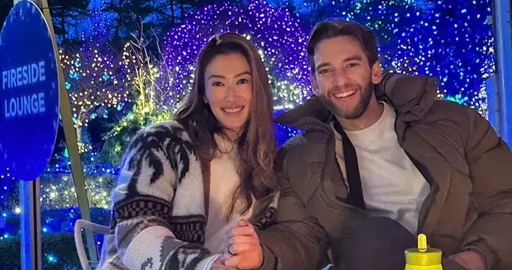 谢婷婷与小7岁男友外出度假，庆祝在一起两年，6岁女儿也在乐开怀