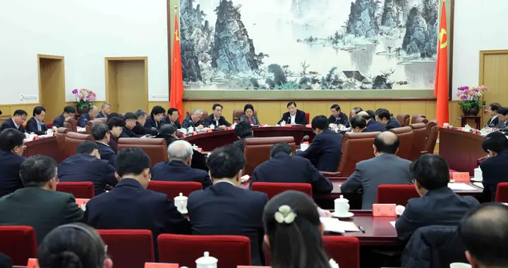内部信号流出？所有投资者：12月高层两大会议，盯紧这三大信号！
