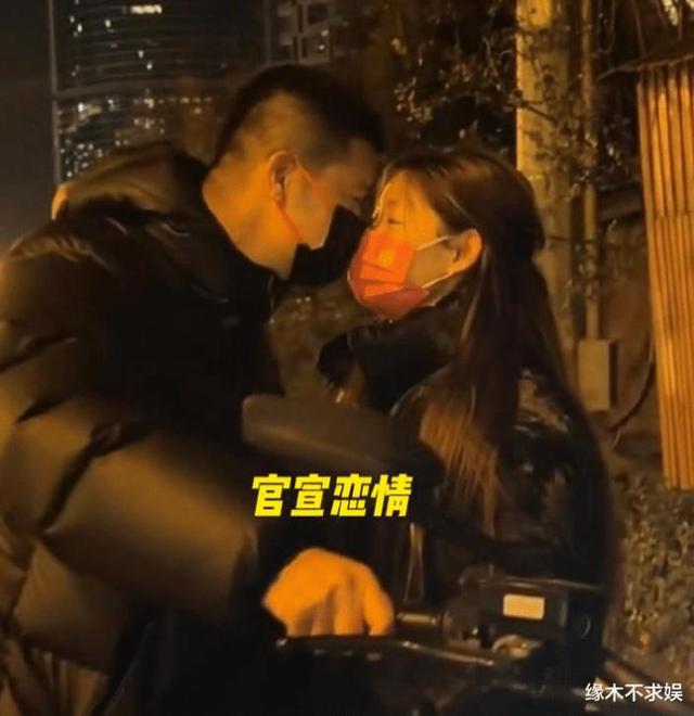 痞幼男友被扒：50岁离异有儿子、名下5家公司，更多正面照曝光！