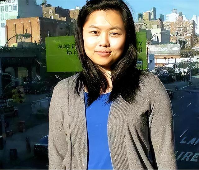 丢下刚出生40天的女儿，与富商私奔的刀郎前妻，如今可曾后悔过？