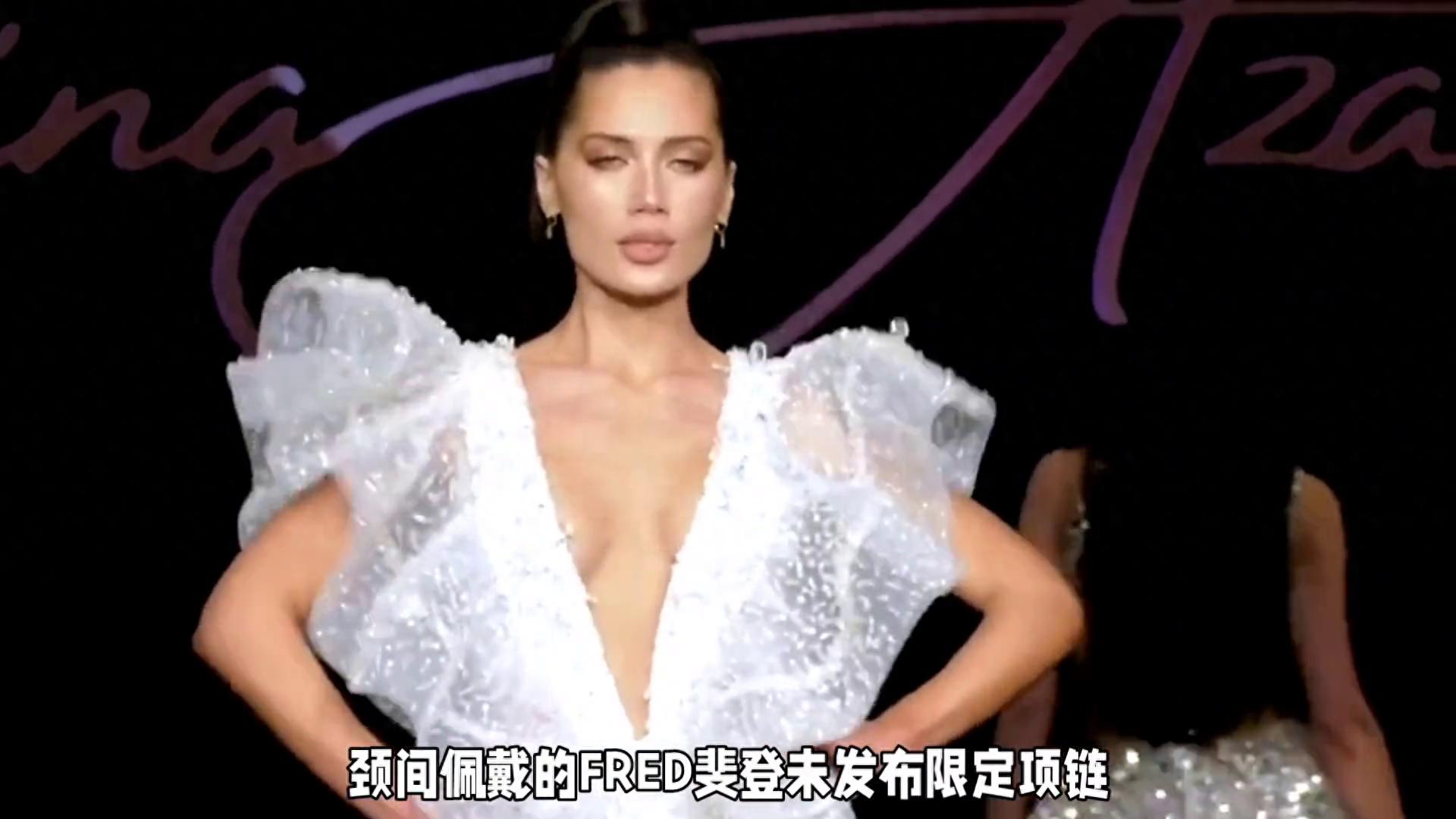 惊艳！鞠婧祎首戴高珠 跨年舞台优雅萌感两不误