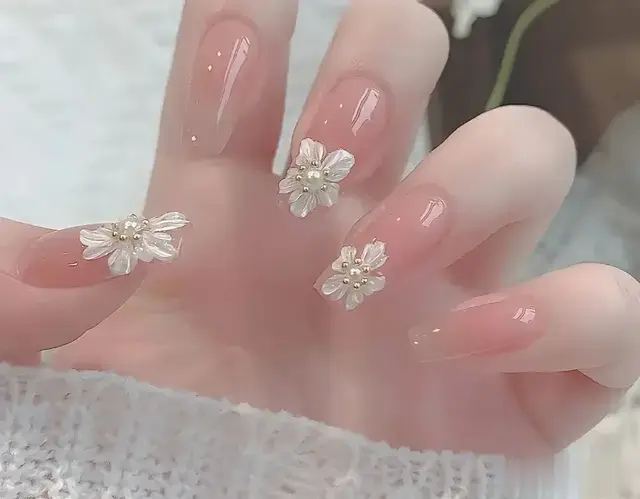 日常简约美甲款式