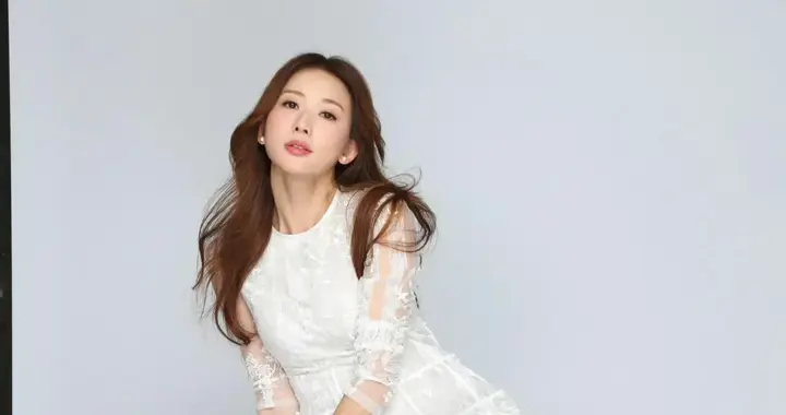 前台湾第一女神林志玲身材好棒黑泽良平赚大了