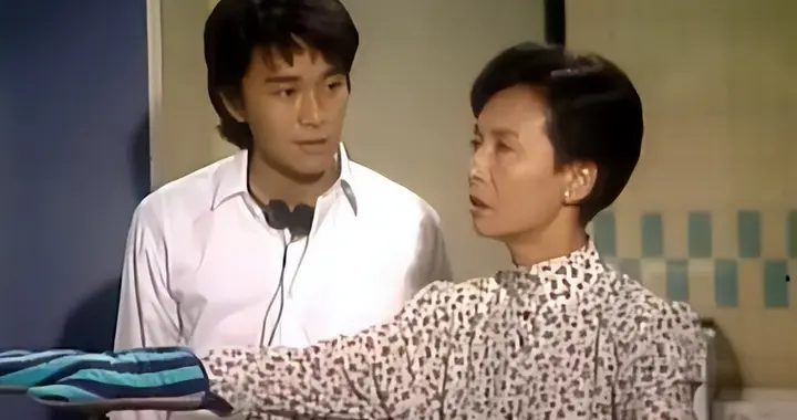 突发！87岁TVB演员患胰脏癌，放弃治疗不戒烟，瘦骨嶙峋不足63斤