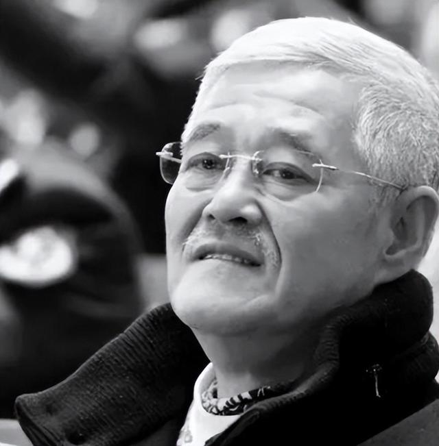 一路走好！1天2位名人离世，一人是赵本山首徒，一人是央视导演