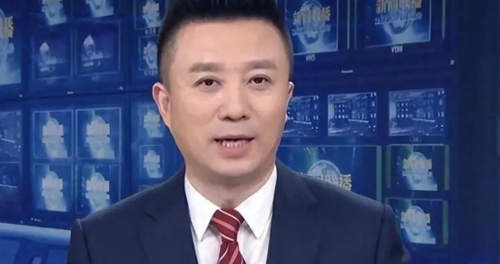 离开东方卫视9年，央视主播潘涛回上海，54岁官宣新身份可喜可贺