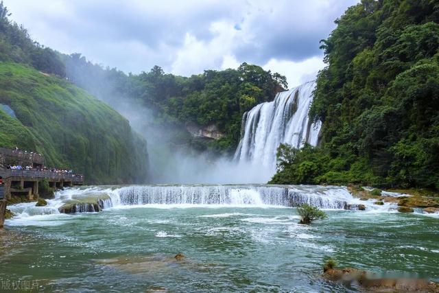|中国著名的瀑布，两个号称“天下第一瀑”，你去过吗？