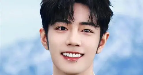 顶流被公开抹黑、队友被骗喝油漆，娱乐圈也太黑暗了！