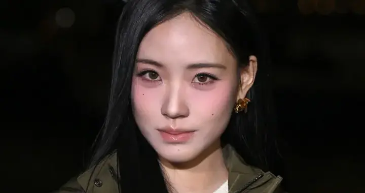 果真是蹭秀！小S女儿参加时装周全网无认领，主动晒照被品牌无视