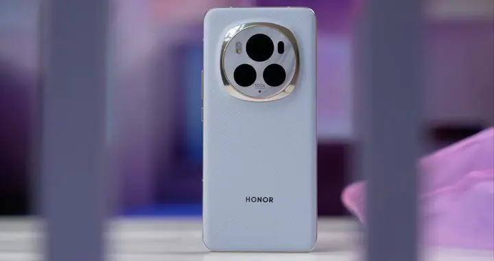 榮耀繼續“五折清倉”！512GB跌至2727元，五星抗摔+百倍變焦