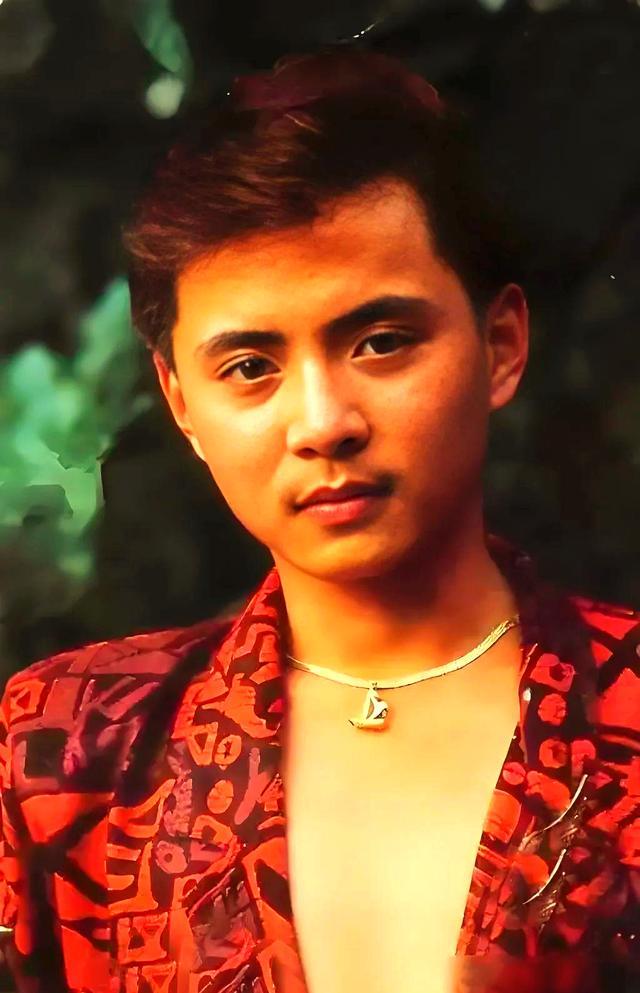 他是80年代当红歌手，上过央视春晚，却失踪14年，至今生死未卜！
