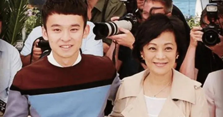 王京花没想到，13年捧不红的儿子董子健，如今为她狠狠争了口气