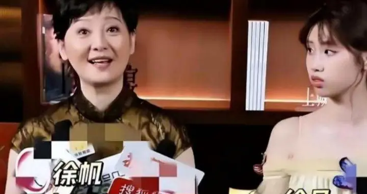 冯小刚露面显老态，养女频频出镜引疑云，父权逻辑下的家庭暗流