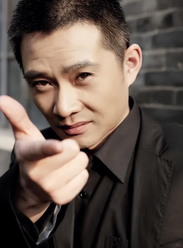 任帅：他是著名演员，爱人是真不漂亮，却相守20年，她有什么魅力