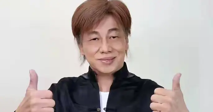 梁小龙临终遗言令人泪目，去世原因曝光，在睡梦中走的很安详