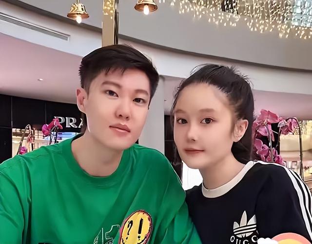 赵本山|赵本山女儿被嘲倒贴，官宣领证不办婚礼，嫁妆超300万还送豪宅