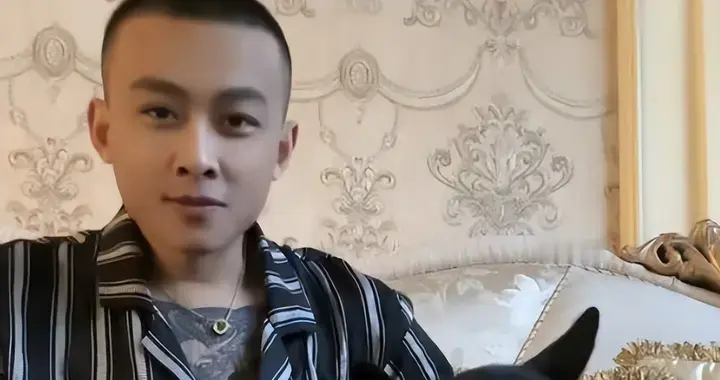 千万网红突发癫痫！妻子直播揭“作死”作息：每天3包烟10瓶饮料