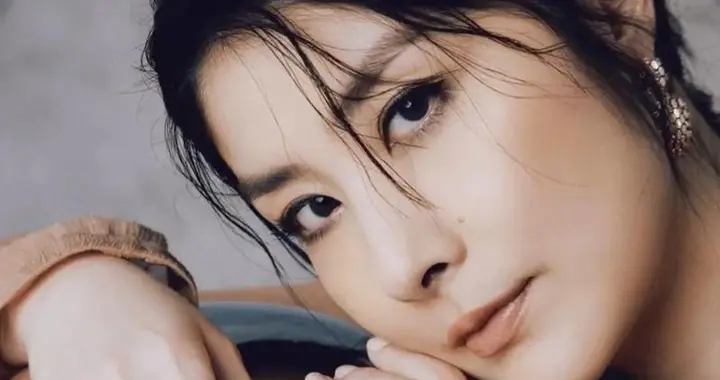 陈慧琳17岁儿子，撞脸宋仲基，本人却自认丑到爆，容貌自卑到焦虑