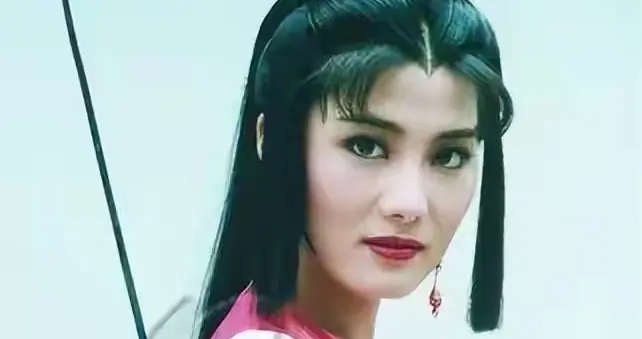 杨丽菁：从“拼命打女”到瑜伽女神！